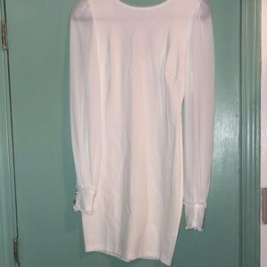 Elegant White Long Sleeve Dress